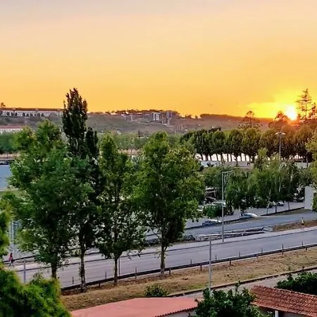 Stylish And Elegant - View And Location In Downton Apartment Coimbra