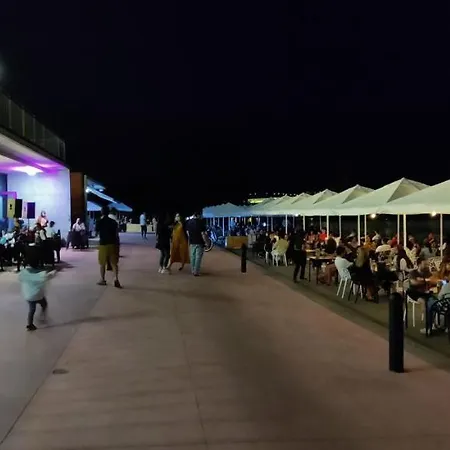 Stylish And Elegant - View And Location In Downton *