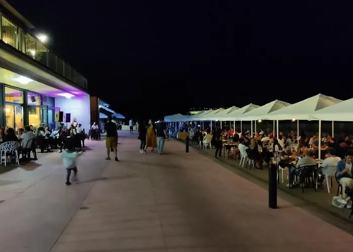 Stylish And Elegant - View And Location In Downton *