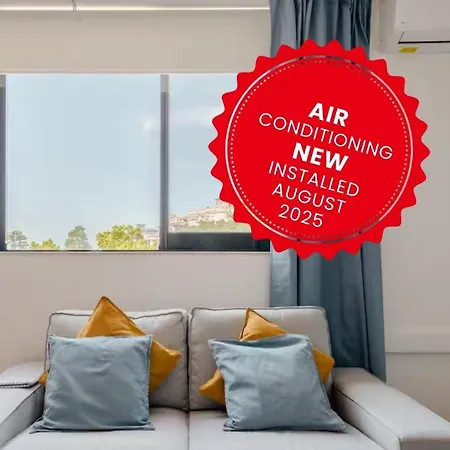 Stylish And Elegant - View And Location In Downton