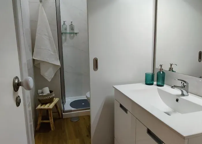 Daire Stylish And Elegant - View And Location In Downton Coimbra